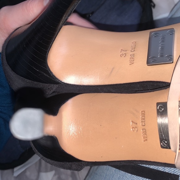 Michael Kors | Daphne Fringe Suede Heels - Picture 15 of 15